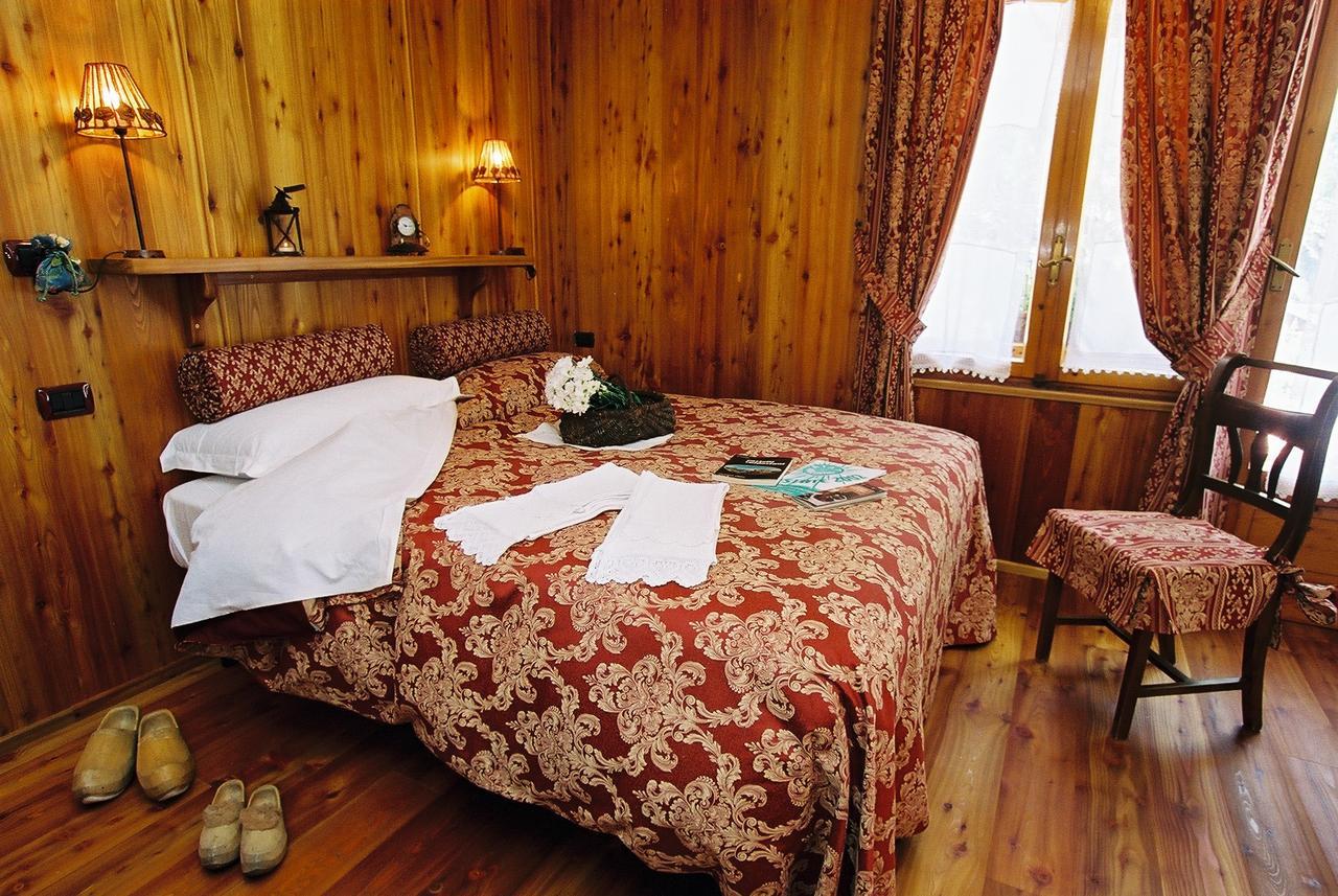 B&B Lepetitnid Valtournenche Bagian luar foto