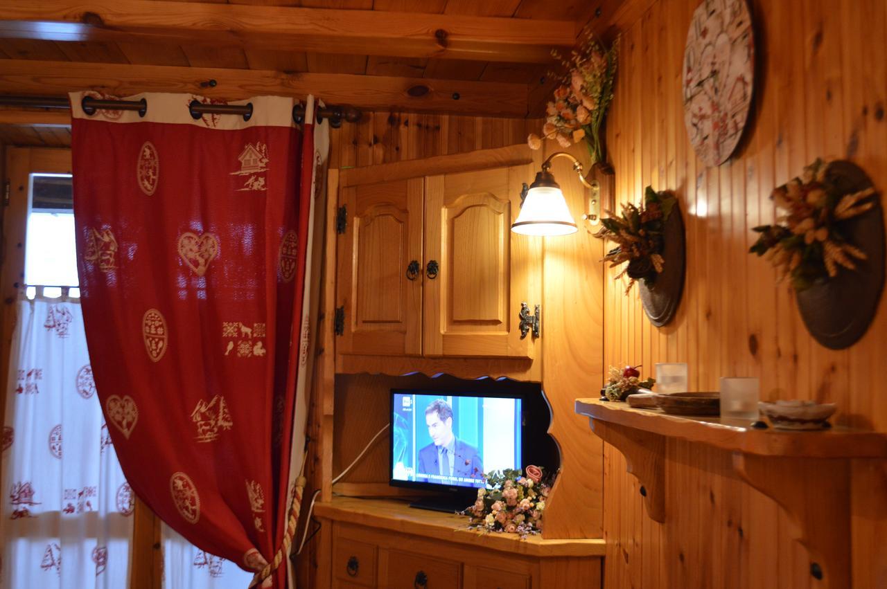 B&B Lepetitnid Valtournenche Bagian luar foto